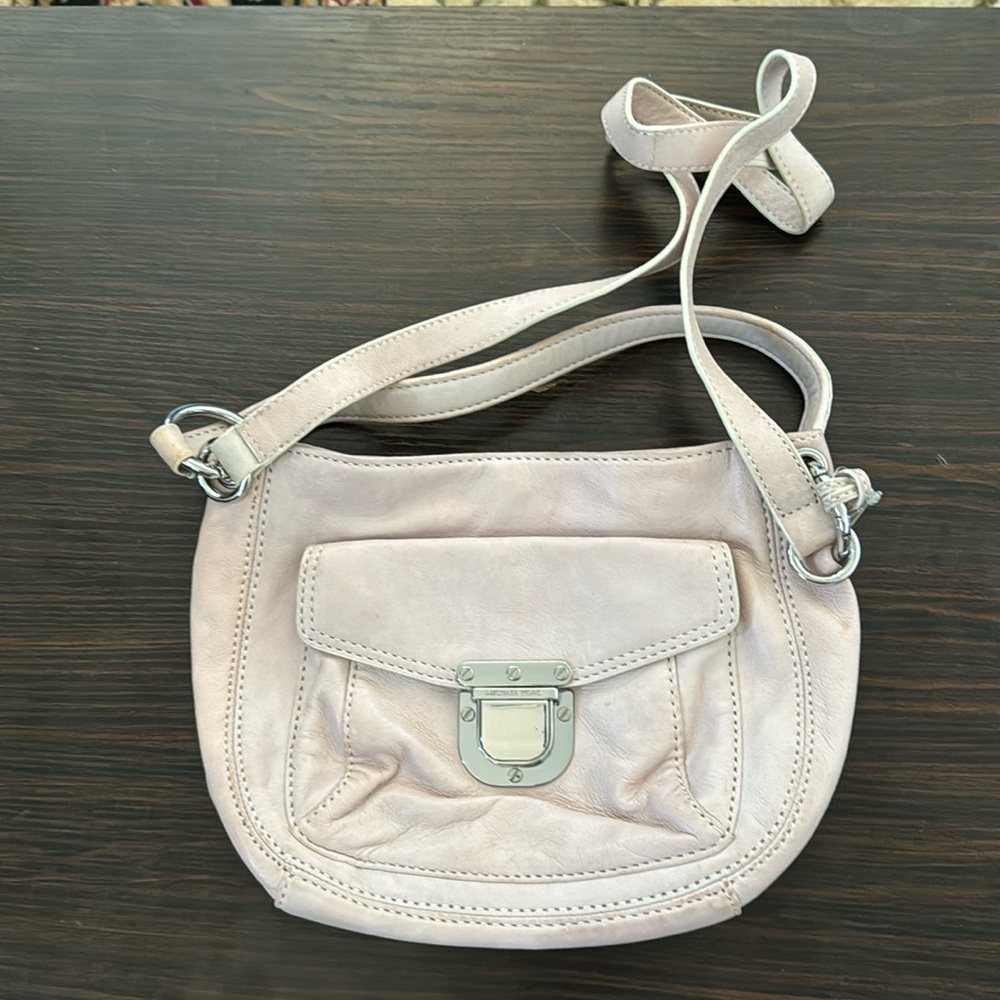 Cream Michael Kors shoulder bag